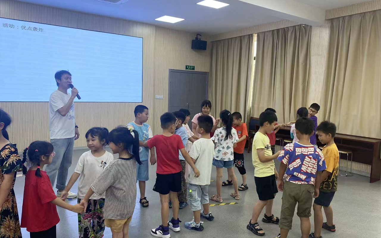 顺城龙观乡中心学校